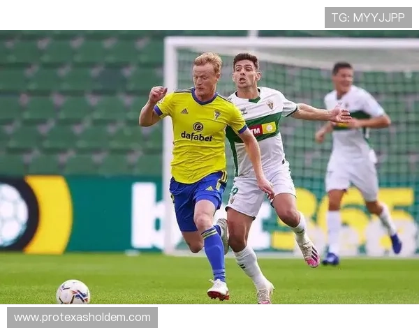 阿森纳密切关注埃尔切中场门多萨，面临多队竞争